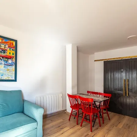 Moreira & Apartment